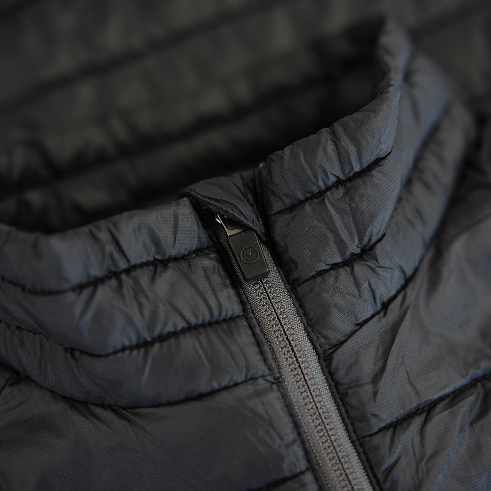 Isobaa Mens Merino Wool Insulated Gilet (Black/Smoke)
