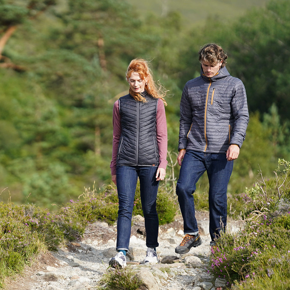 Isobaa Womens Merino Wool Insulated Gilet (Black/Smoke) | Model: Emma