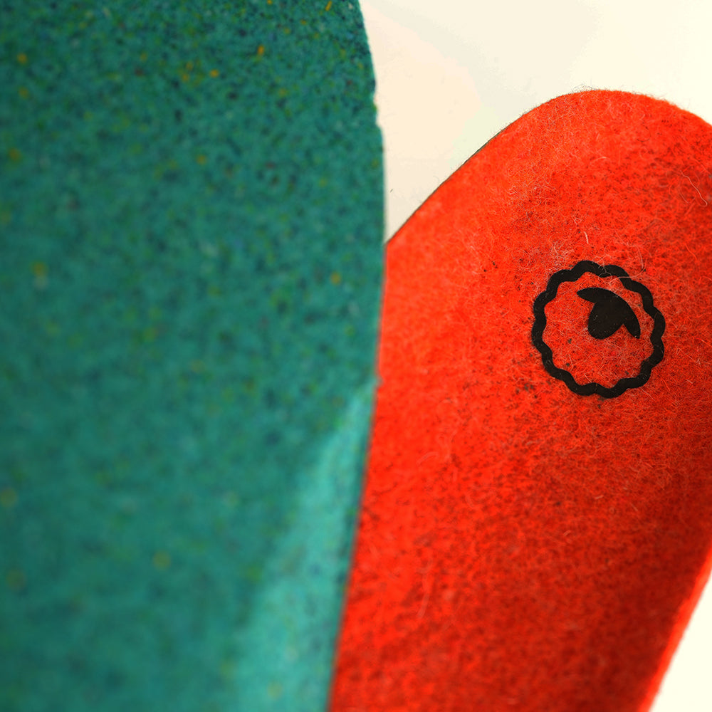 Isobaa | Merino Wool Blend Slippers (Charcoal/Orange) | Comfort that lasts – Isobaa's Merino blend slippers are your companions for relaxation both indoors and out.