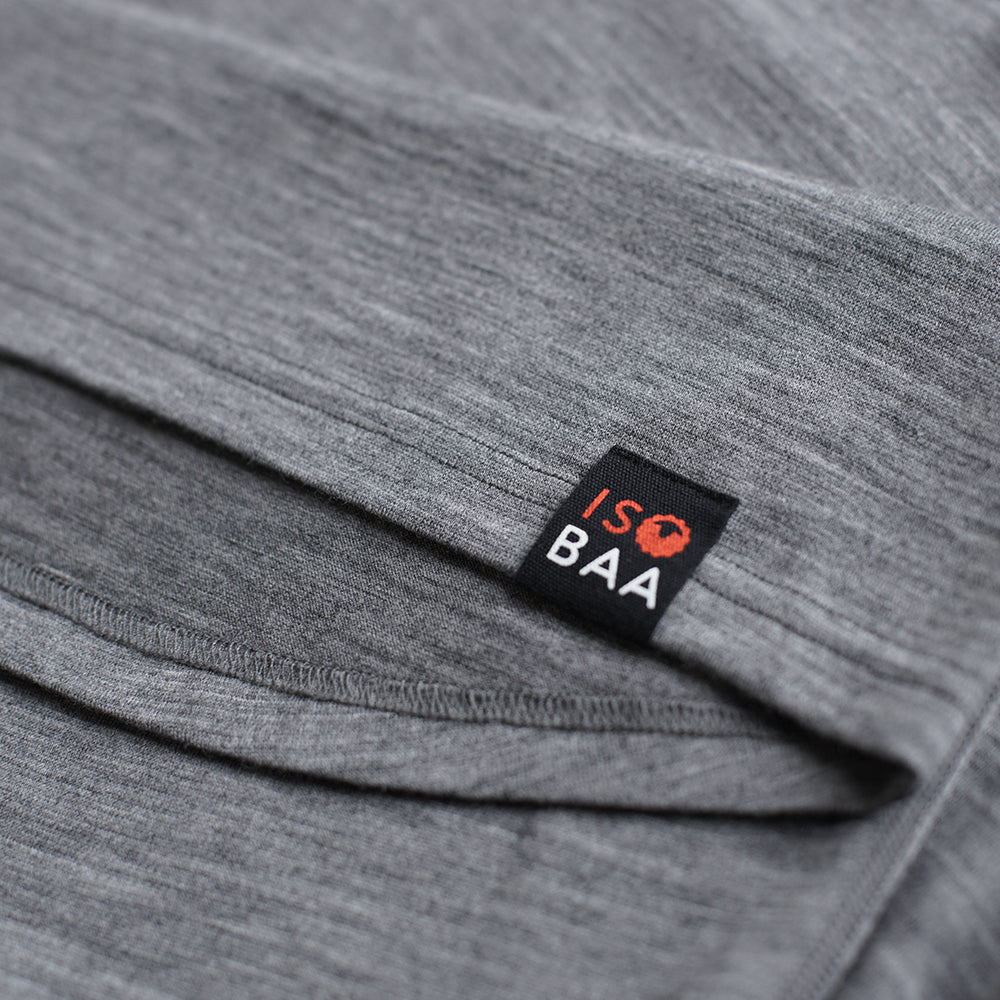 Isobaa | Womens Merino 180 Long Sleeve Crew (Stripe Charcoal/Smoke) | Get outdoors with the ultimate Merino wool long-sleeve top.