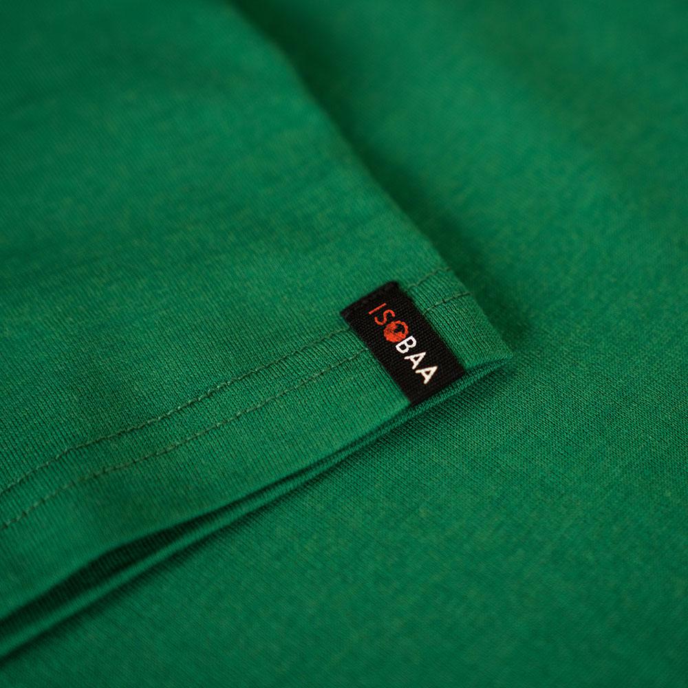 Isobaa | Mens Merino 150 Sheep Tee (Green) | Gear up for everyday adventures in Isobaa's superfine Merino Tee.