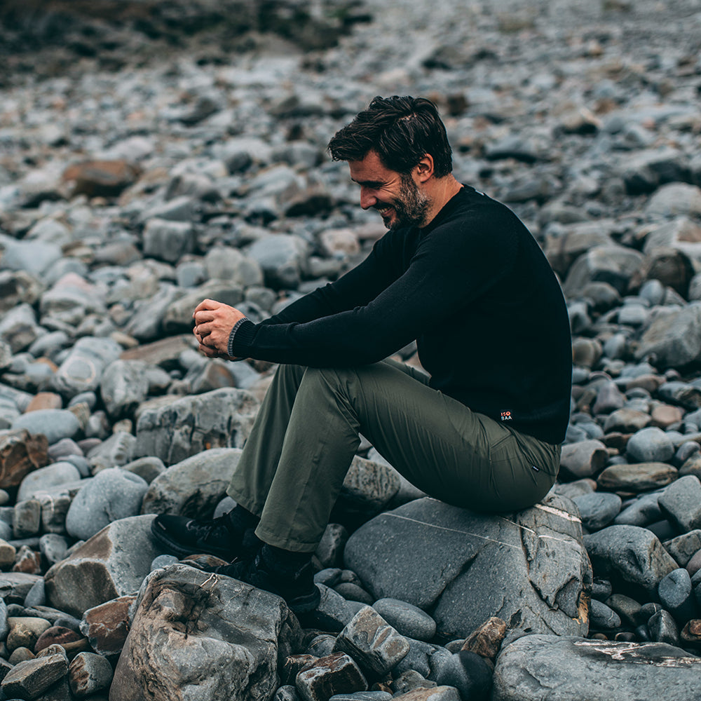 Isobaa | Mens Merino Crew Sweater (Black/Charcoal) | Everyday warmth and comfort with our superfine 12-gauge Merino wool crew neck sweater. | Model: Duncan