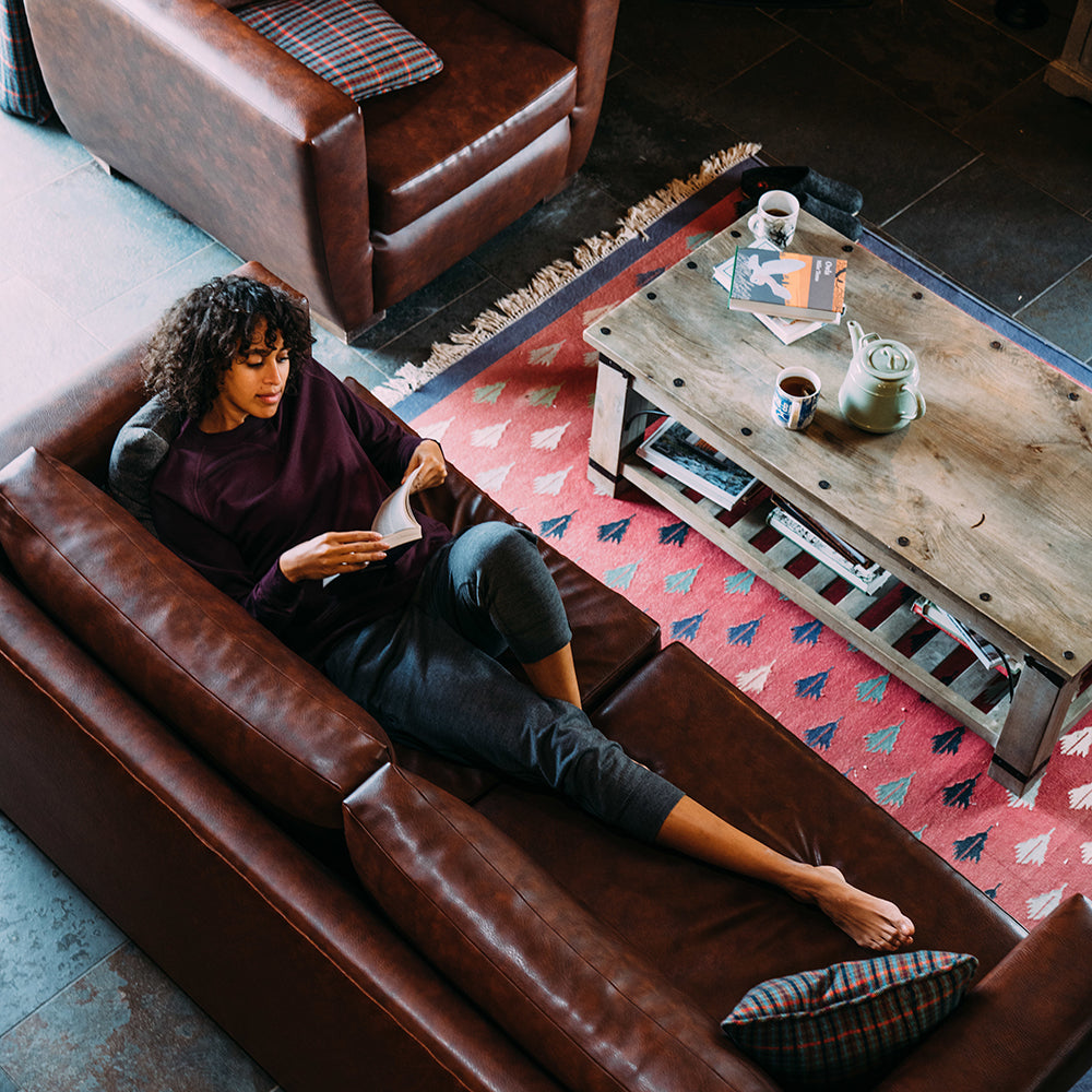 Isobaa | Womens Merino 260 Lounge Cuffed 3/4 Joggers (Smoke/Black) | Ultimate comfort and performance with our superfine Merino cropped joggers. | Model: Micah