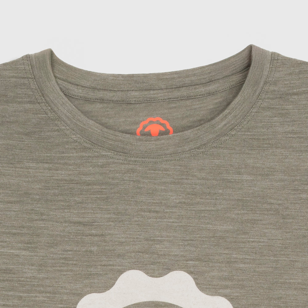 Mens Merino 150 Emblem Tee (Olive/Jute)