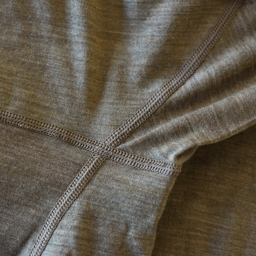 Isobaa Mens Merino 200 Zip Neck Hoodie (Truffle Melange/Smoke)