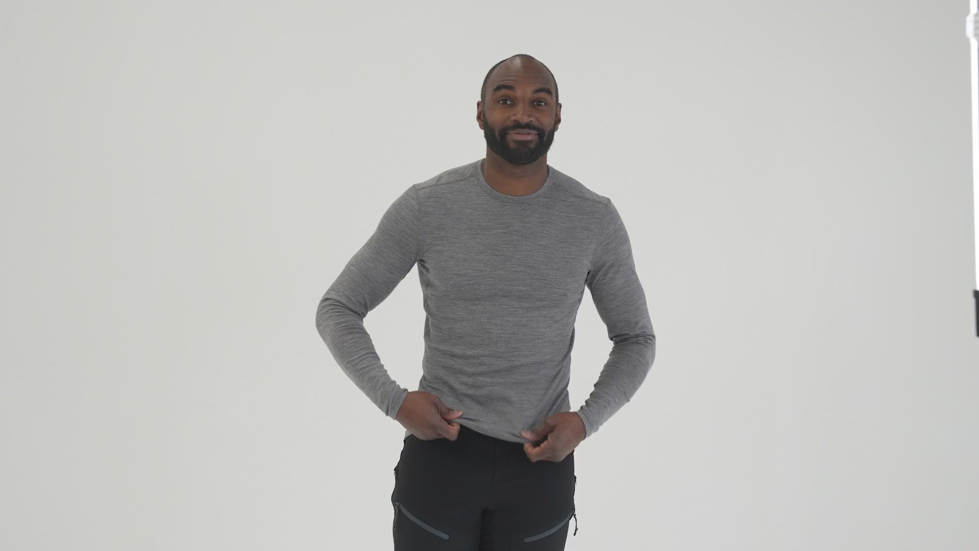 Mens Merino 180 Long Sleeve Crew (Charcoal) | Model: Michael