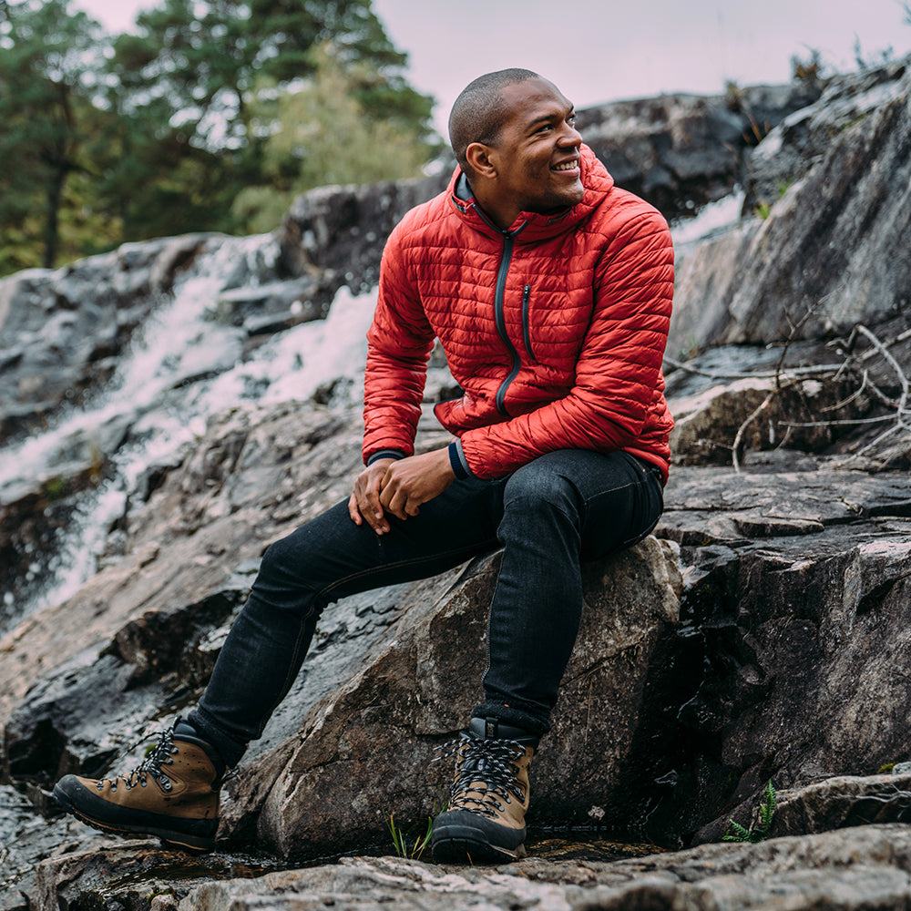Isobaa | Mens Merino Wool Insulated Jacket (Red/Smoke) | Innovative and sustainable design with our Merino jacket. | Model: Edirin